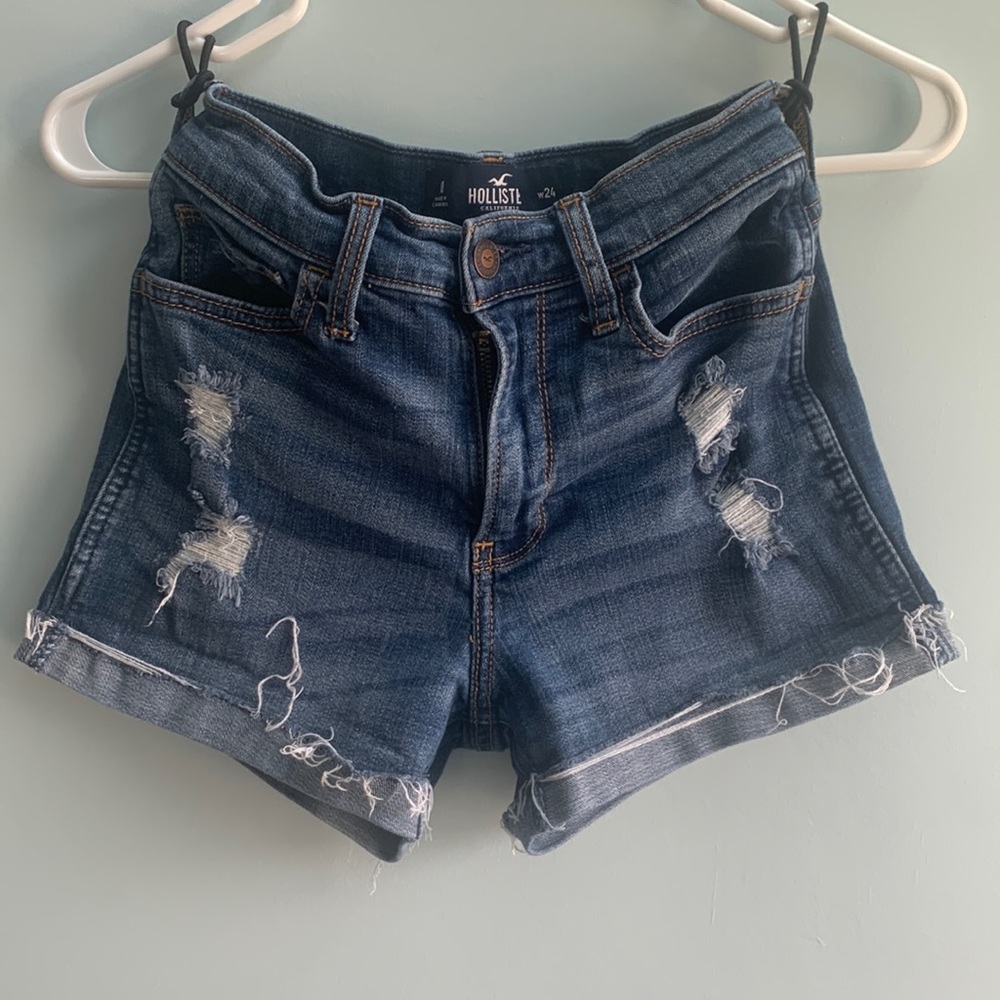 Hollister Distressed High-Rise 3” Jean Shorts